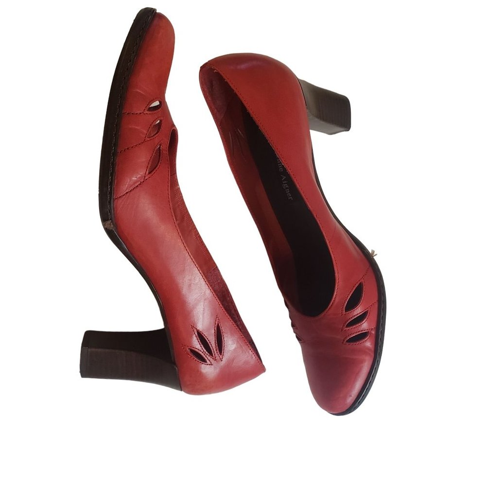 Etienne Aigner leather Heels size 8.5 40's‎ inspired cutout red block heel